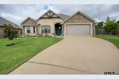 312 Kingdom Blvd, Lindale, TX 75771 - Photo 1