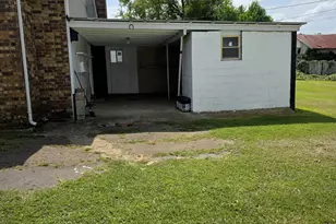 200 Rogers, Henderson, TX 75654 - Photo 24