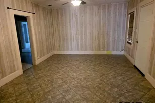 200 Rogers, Henderson, TX 75654 - Photo 2