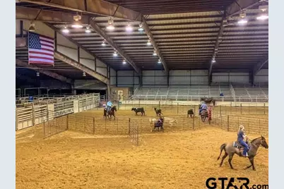 32041 Hwy 64, Wills Point, TX 75169 - Photo 2