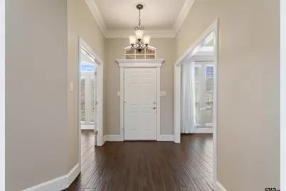 565 Bunker Dr, Tyler, TX 75703 - Photo 4