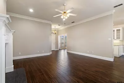 565 Bunker Dr, Tyler, TX 75703 - Photo 8