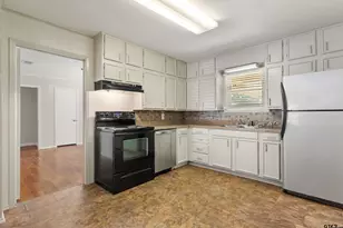1709 S Baxter Ave, Tyler, TX 75701 - Photo 14