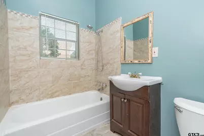 428 W Bow St, Tyler, TX 75702 - Photo 34
