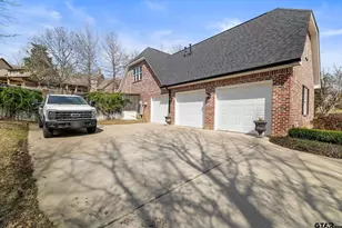 7637 Light Horse Court, Tyler, TX 75703 - Photo 4