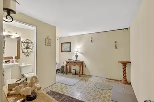 276 Hilltop, Ennis, TX 75119 - Photo 10