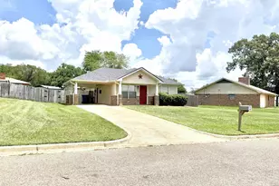 308 Park Ln, Jacksonville, TX 75766 - Photo 2