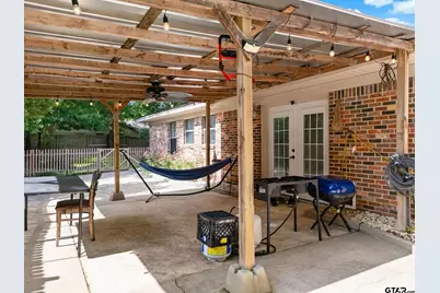 810 Caddo St, Marshall, TX 75672 - Photo 42