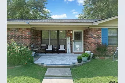 810 Caddo St, Marshall, TX 75672 - Photo 2