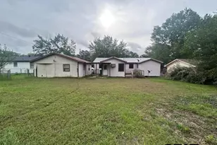 304 Butler, Arp, TX 75750 - Photo 10