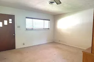 1032 Deaton, Jacksonville, TX 75766 - Photo 2