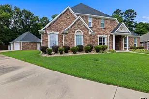 2404 Sugar Creek Cir, Longview, TX 75605 - Photo 2