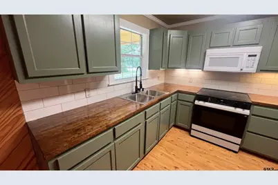 22712 Creekwood Dr., Flint, TX 75762 - Photo 10