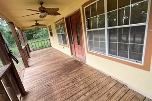 22712 Creekwood Dr, Flint, TX 75762 - Photo 2