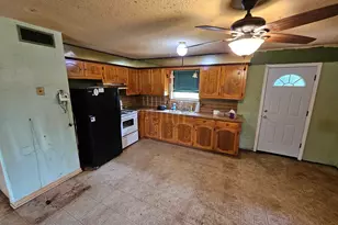 10591 County Rd 135, Flint, TX 75762 - Photo 2