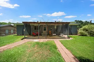 403 Ridgewood Dr, Palestine, TX 75803 - Photo 4