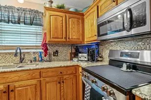 328 County Rd 4220, Jacksonville, TX 75766 - Photo 16