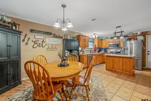 328 County Rd 4220, Jacksonville, TX 75766 - Photo 14