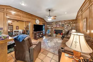 612 W Coke Rd, Winnsboro, TX 75494 - Photo 16