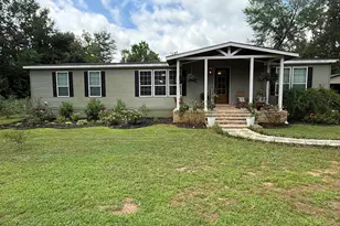 680 E 4th St, Rusk, TX 75785 - Photo 1