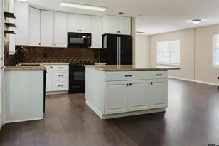 416 Hillcreek Dr, Whitehouse, TX 75791 - Photo 6