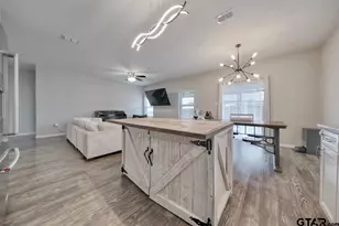 306 Ruffin Rd, Mabank, TX 75147 - Photo 10