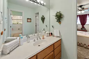 685 Co Rd 1320, Bogata, TX 75417 - Photo 32