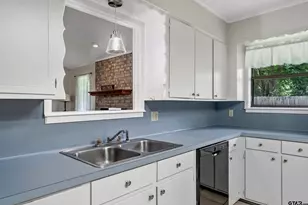 354 Royal Cir, Whitehouse, TX 75791 - Photo 10
