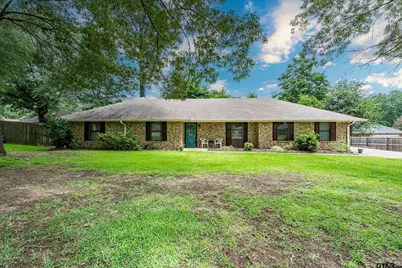 354 Royal Cir, Whitehouse, TX 75791 - Photo 2