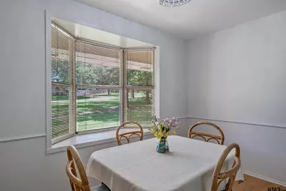 354 Royal Cir, Whitehouse, TX 75791 - Photo 8