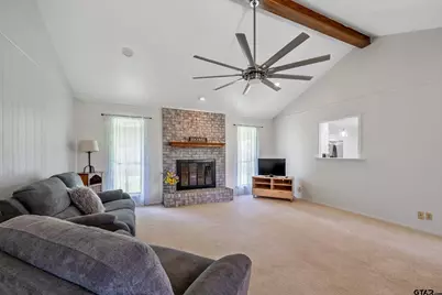 354 Royal Cir, Whitehouse, TX 75791 - Photo 6