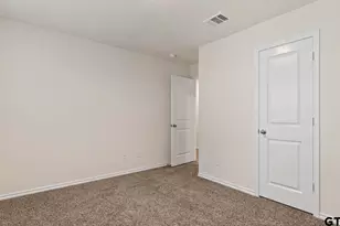5024 Shumard Dr, Lindale, TX 75771 - Photo 10