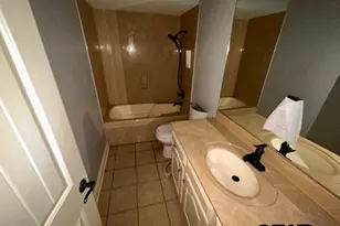 19703 Highland Pl, Whitehouse, TX 75791 - Photo 10