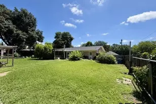 313 S Pecan St, White Oak, TX 75693 - Photo 46