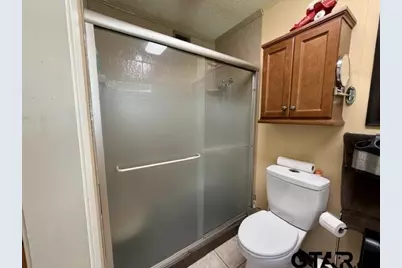 313 S Pecan St, White Oak, TX 75693 - Photo 24