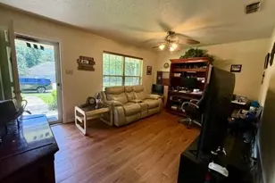 313 S Pecan St, White Oak, TX 75693 - Photo 6