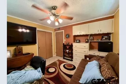 313 S Pecan St, White Oak, TX 75693 - Photo 26