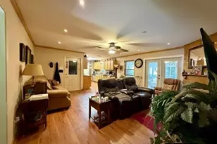 313 S Pecan St, White Oak, TX 75693 - Photo 16