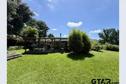 313 S Pecan St, White Oak, TX 75693 - Photo 42