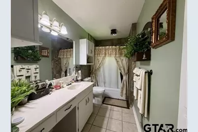 313 S Pecan St, White Oak, TX 75693 - Photo 28