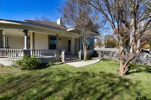 269 E Holley St, Alba, TX 75410 - Photo 2