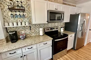 1833 Co Rd 3111, Jacksonville, TX 75766 - Photo 2