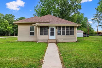 401 Central, Quitman, TX 75783 - Photo 1