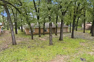135 46th St SW, Paris, TX 75460 - Photo 32