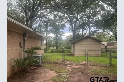 135 46th St SW, Paris, TX 75460 - Photo 10