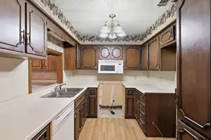 135 46th St SW, Paris, TX 75460 - Photo 16