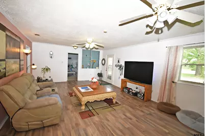 411 N Winnsboro St, Quitman, TX 75783 - Photo 10