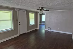 501 Myrtle Dr, Jacksonville, TX 75766 - Photo 2