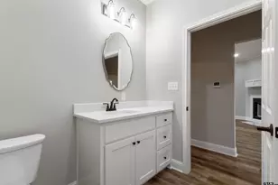 106 Royal St, Gilmer, TX 75645 - Photo 22