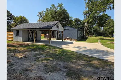 2435 Waterwood Dr, Chandler, TX 75758 - Photo 12